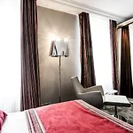 Rouge Par William Frachot - Espace Bien-etre & Restaurant Etoile Otel