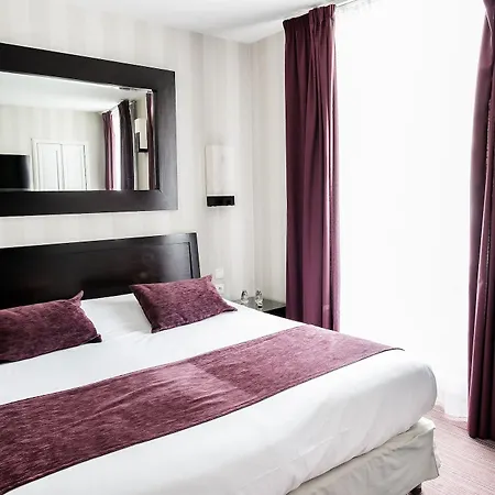 Du Rouge Otel 4*