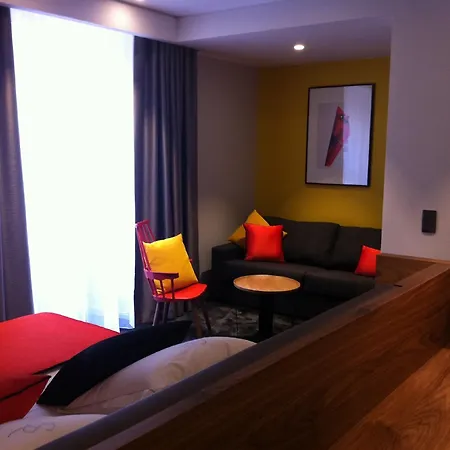 Du Rouge 4* Dijon
