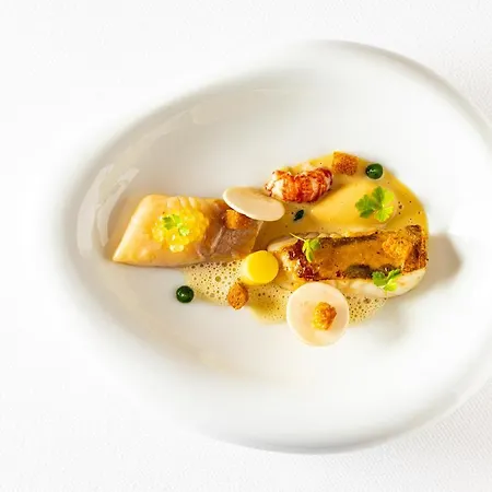 Rouge Par William Frachot - Espace Bien-être&restaurant étoilé