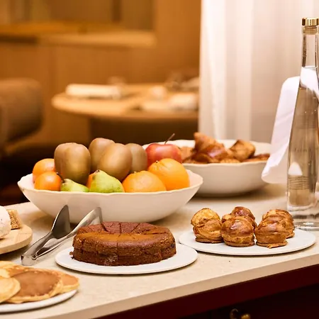 Du Rouge Otel 4*