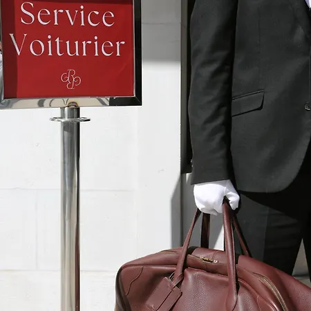 Rouge Par William Frachot - Espace Bien-etre & Restaurant Etoile 4* Dijon