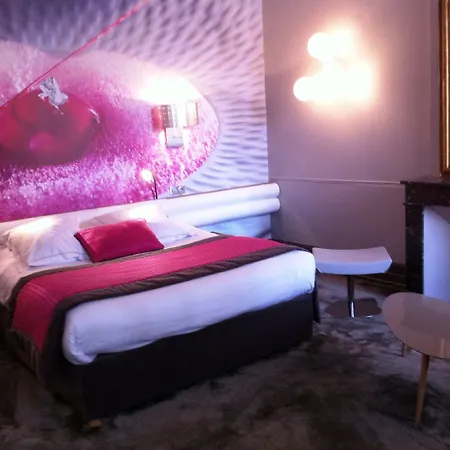 Rouge Par William Frachot - Espace Bien-etre & Restaurant Etoile 第戎