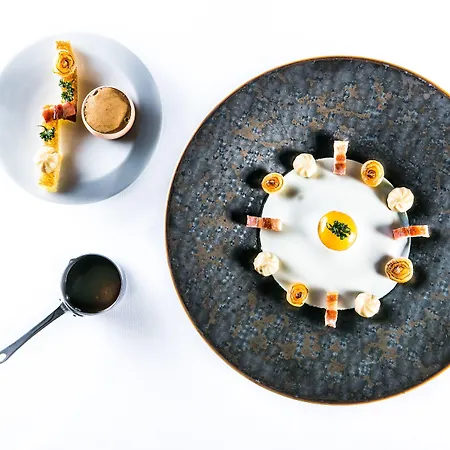 Otel Rouge Par William Frachot - Espace Bien-etre & Restaurant Etoile