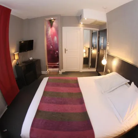 Du Rouge Hotel