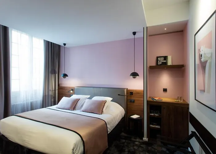 Rouge Par William Frachot - Espace Bien-etre & Restaurant Etoile Otel