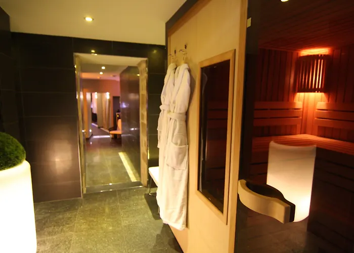 Rouge Par William Frachot - Espace Bien-être&restaurant étoilé Hotel 4*