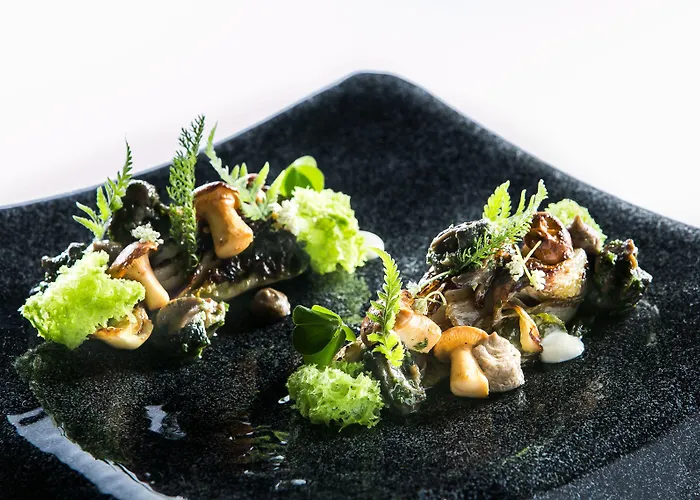 Otel Rouge Par William Frachot - Espace Bien-etre & Restaurant Etoile