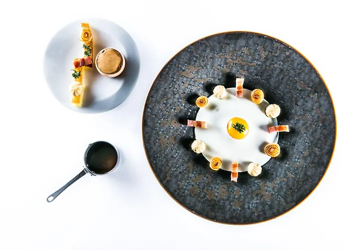 Otel Rouge Par William Frachot - Espace Bien-etre & Restaurant Etoile