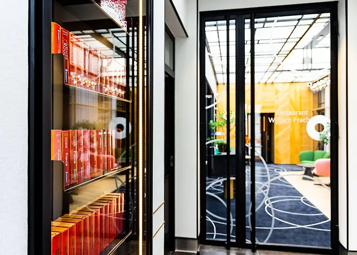 Rouge Par William Frachot - Espace Bien-etre & Restaurant Etoile