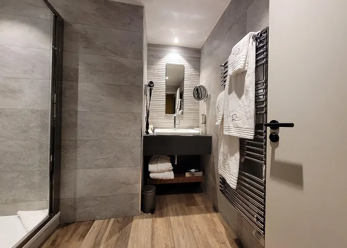 Rouge Par William Frachot - Espace Bien-etre & Restaurant Etoile Ξενοδοχείο Ντιζόν